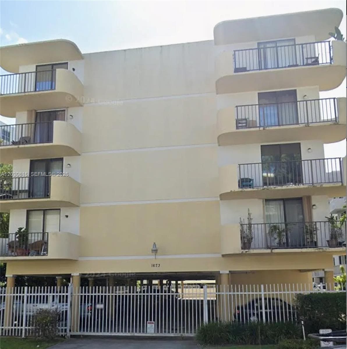 1673 Bay Rd # 306, Miami Beach FL 33139 — 1