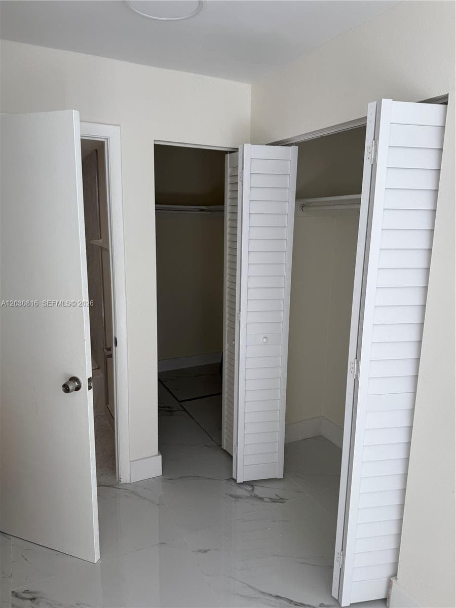 1673 Bay Rd # 306, Miami Beach FL 33139 — 18