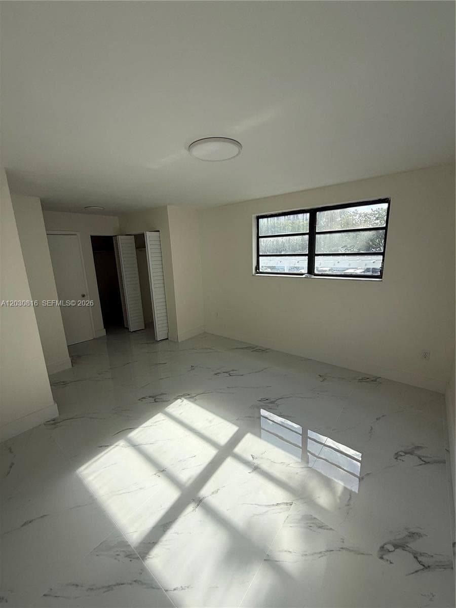 1673 Bay Rd # 306, Miami Beach FL 33139 — 21