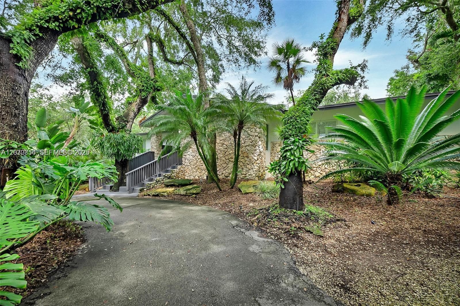 6565 SW 134th Dr, Pinecrest FL 33156 — 2