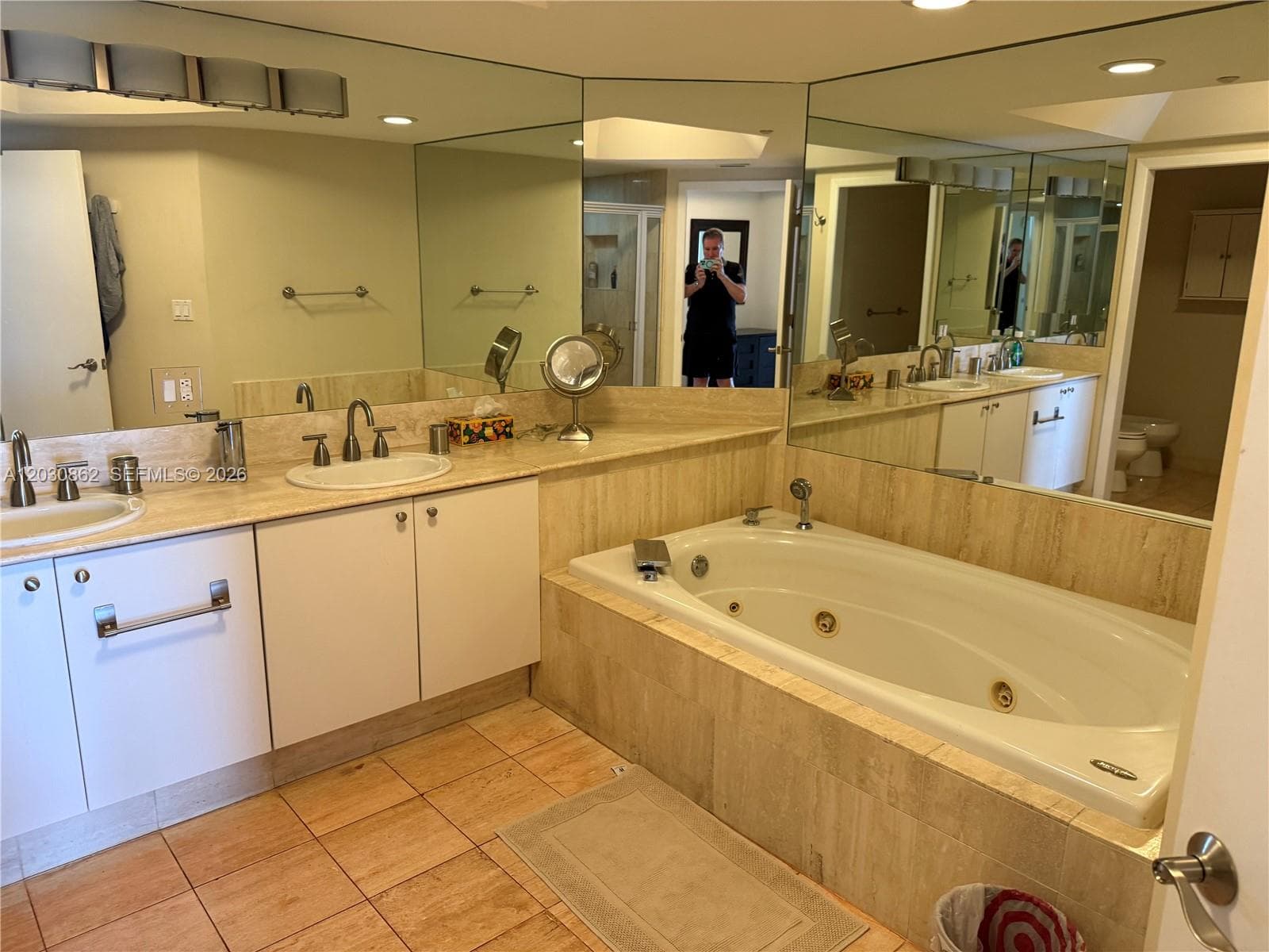 7000 Island Blvd # 2403, Aventura FL 33160 — 17