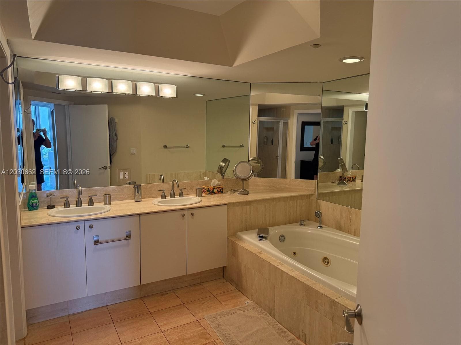 7000 Island Blvd # 2403, Aventura FL 33160 — 19