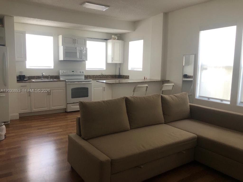 737 Jefferson Ave # 103, Miami Beach FL 33139 — 9