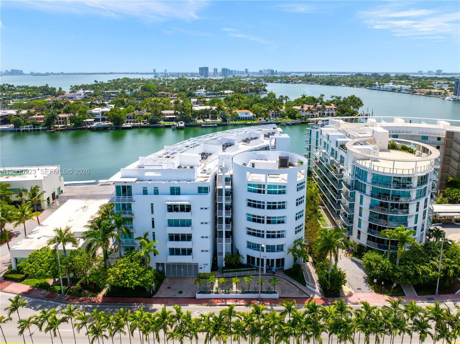 6580 Indian Creek Dr # 601, Miami Beach FL 33141 — 35