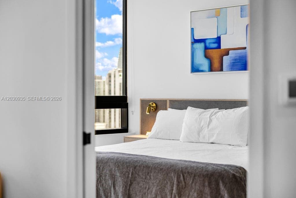 225 N Miami Ave # 3507, Miami FL 33128 — 6