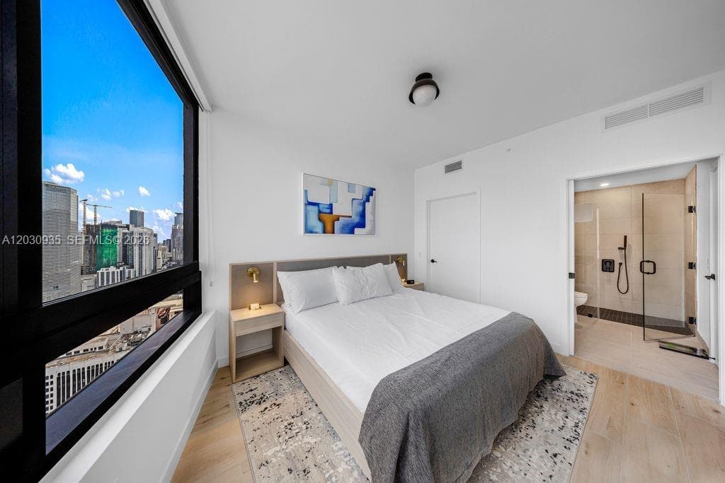 225 N Miami Ave # 3507, Miami FL 33128 — 13
