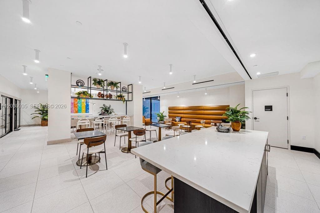 225 N Miami Ave # 3507, Miami FL 33128 — 36
