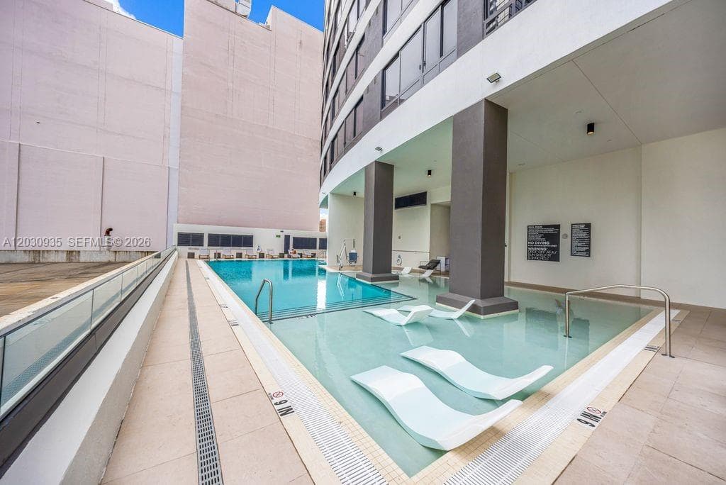 225 N Miami Ave # 3507, Miami FL 33128 — 34