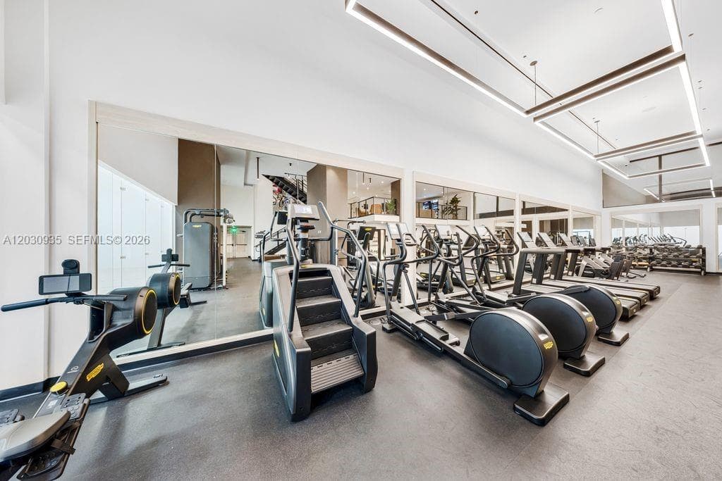 225 N Miami Ave # 3507, Miami FL 33128 — 41