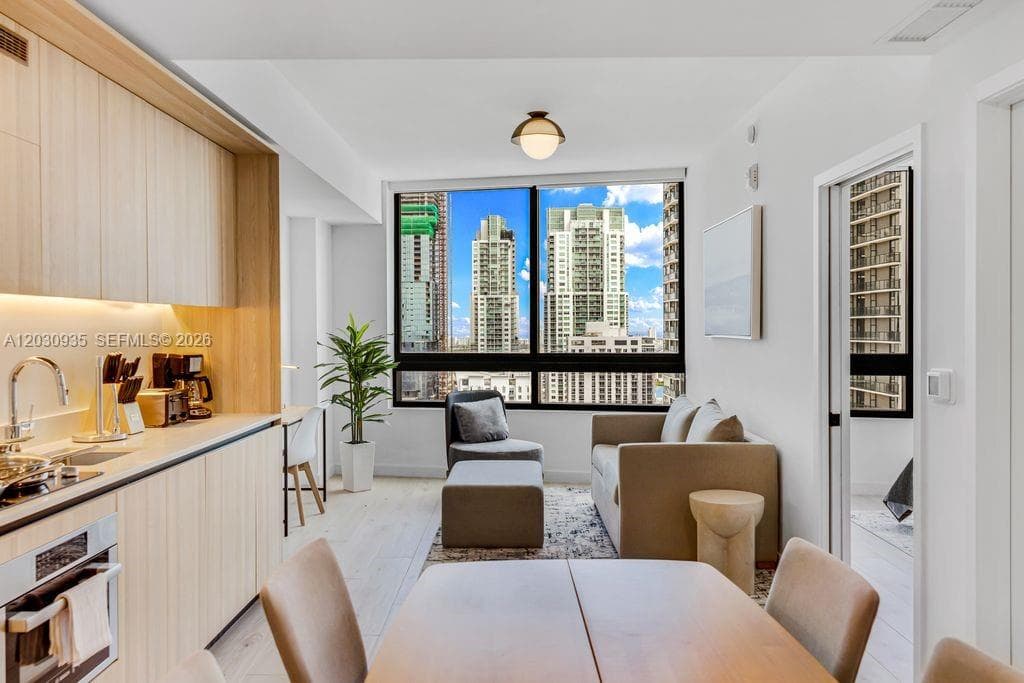 225 N Miami Ave # 3507, Miami FL 33128 — 11