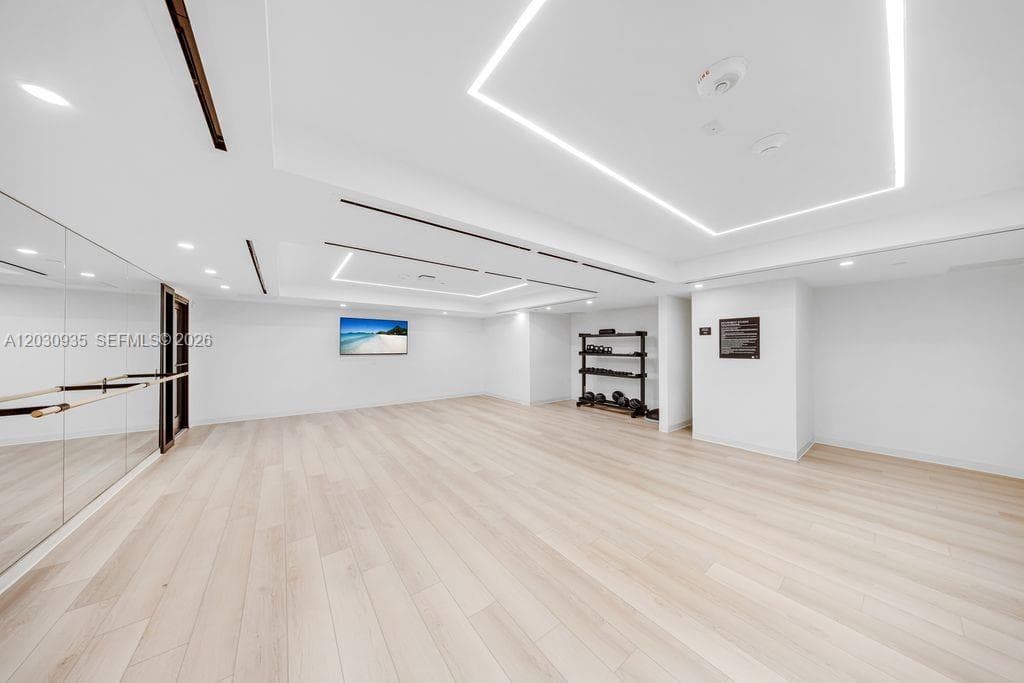 225 N Miami Ave # 3507, Miami FL 33128 — 39