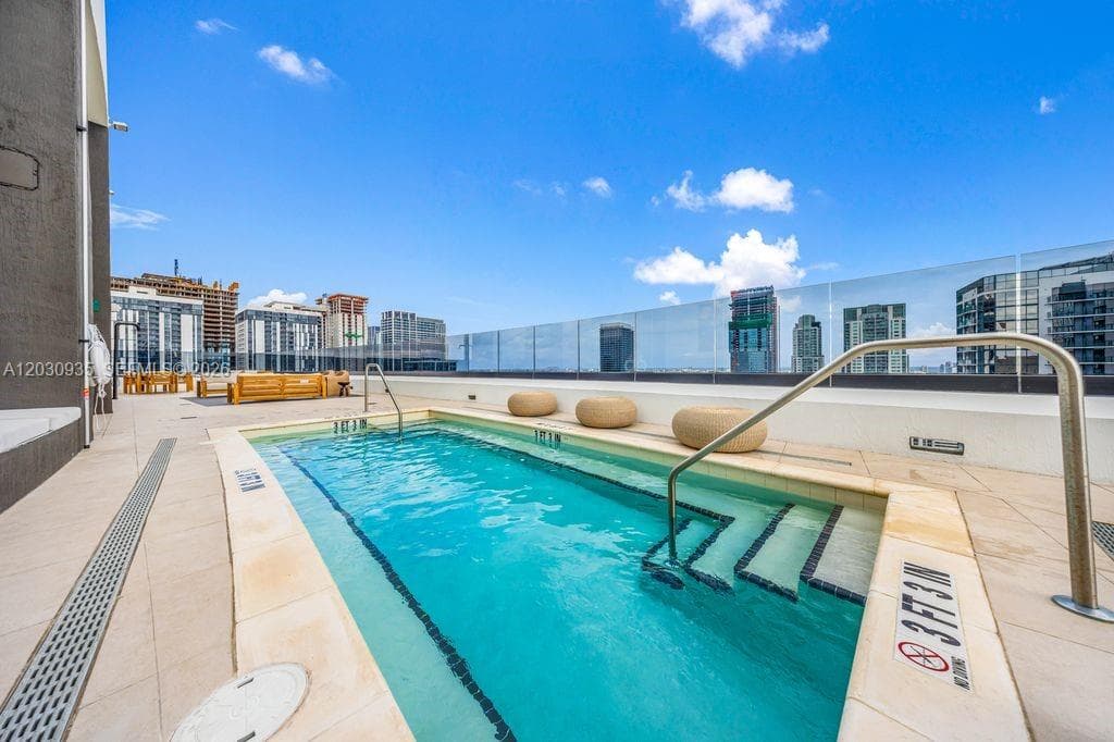 225 N Miami Ave # 3507, Miami FL 33128 — 29