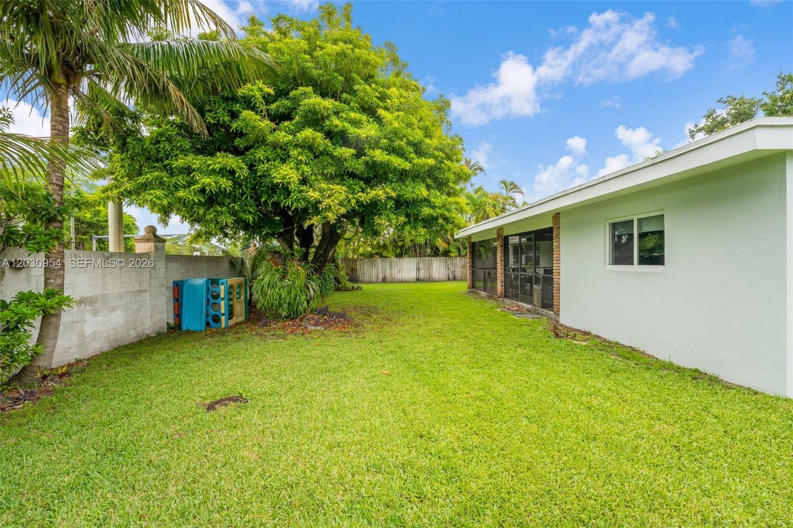 10421 SW 107th St, Miami FL 33176 — 23