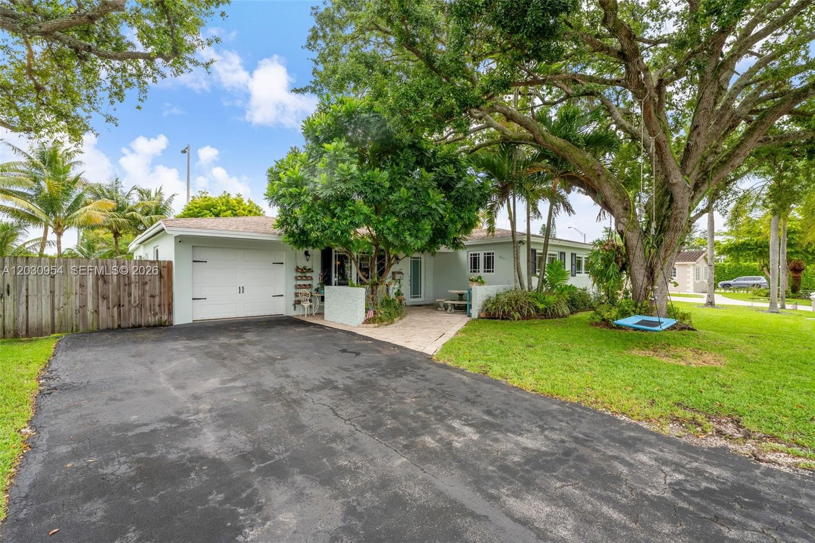 10421 SW 107th St, Miami FL 33176 — 2