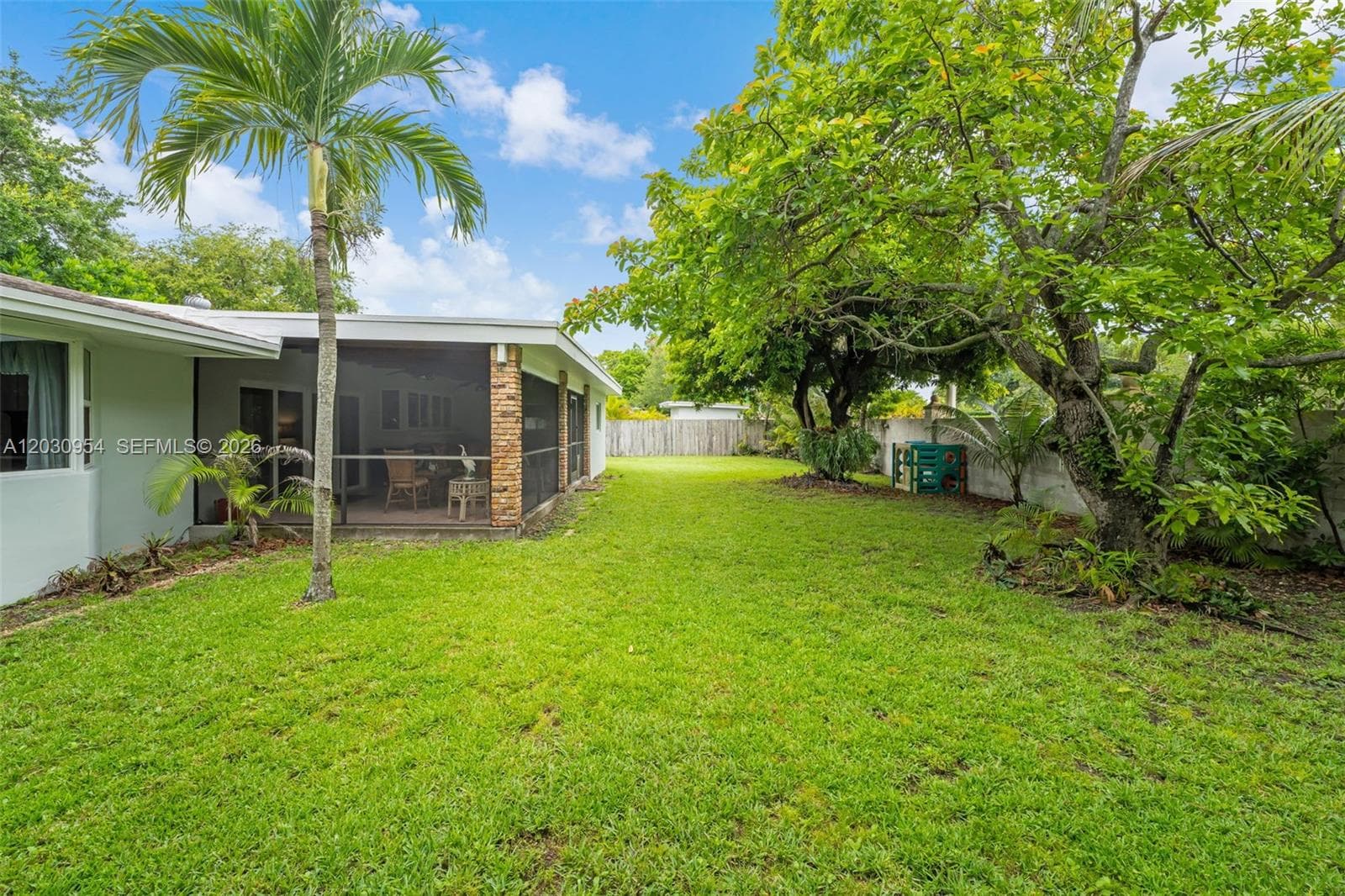 10421 SW 107th St, Miami FL 33176 — 25
