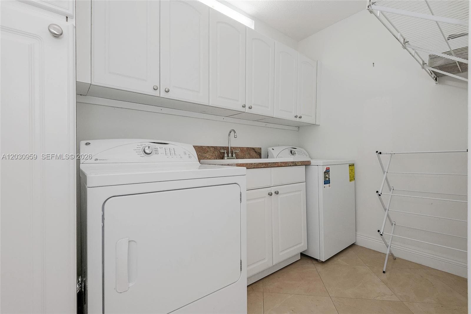 8855 Collins Ave # 8J, Surfside FL 33154 — 23