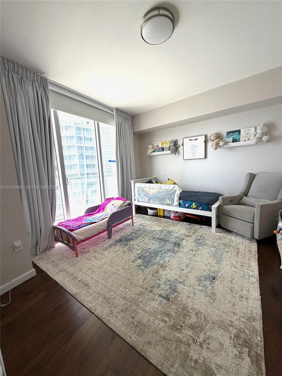 475 Brickell ave # 2707, Miami FL 33131 — 19