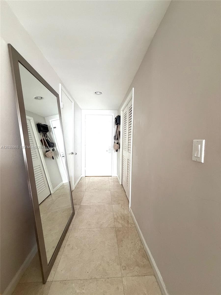 475 Brickell ave # 2707, Miami FL 33131 — 8