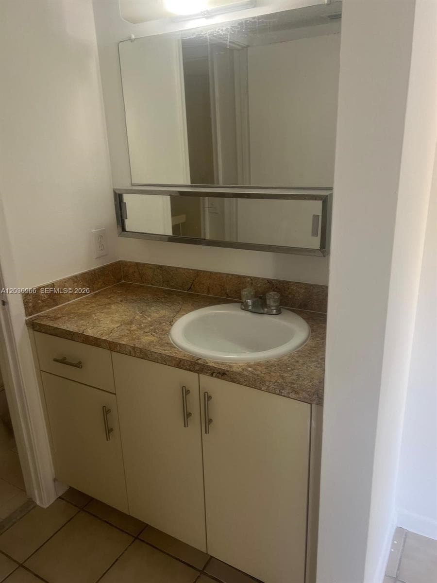 546 NW 114th Ave # 202, Sweetwater FL 33172 — 40