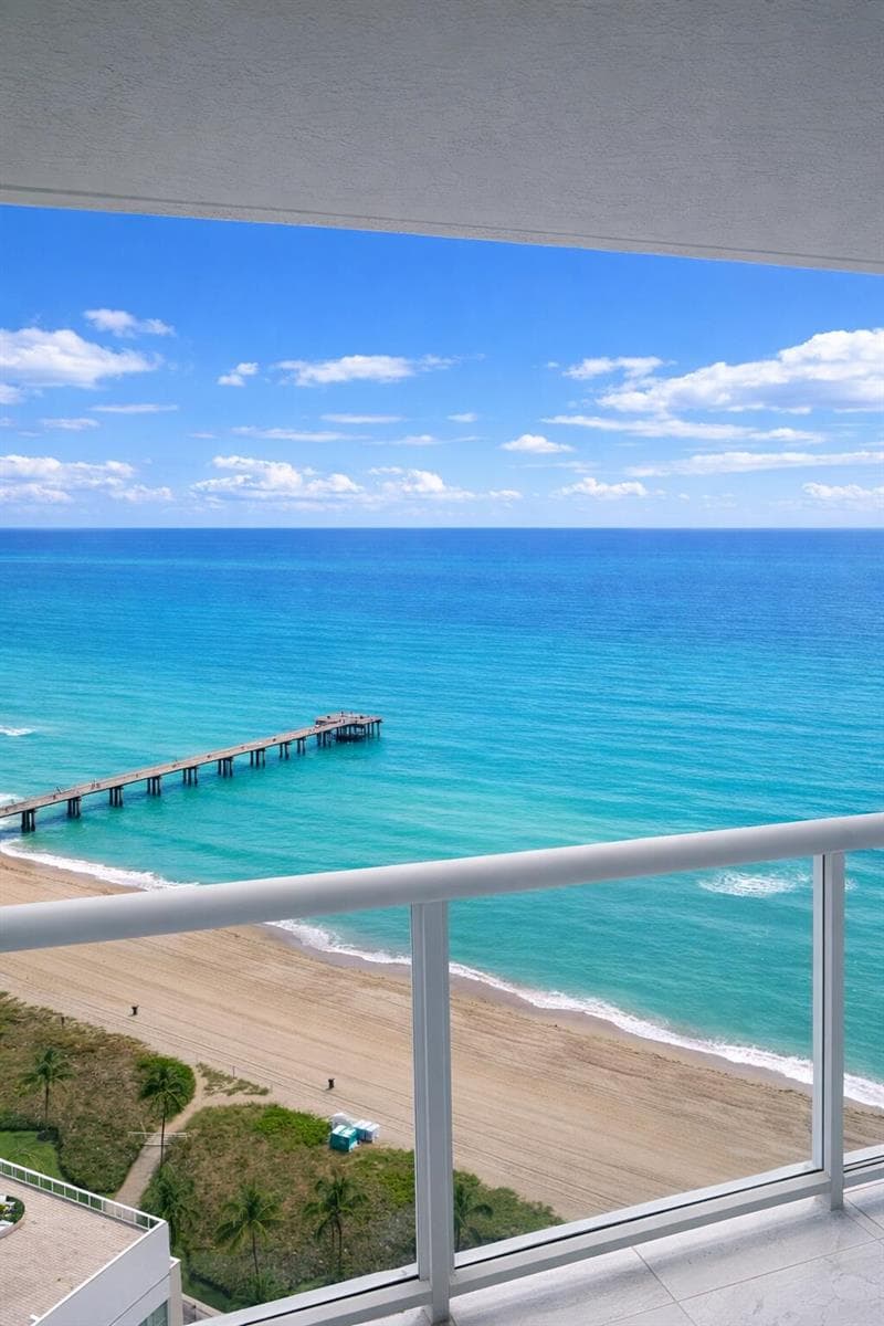 16425 Collins Avenue # 2514, Sunny Isles Beach FL 33160 — 2