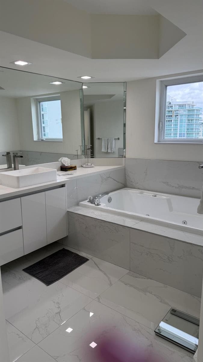 16425 Collins Avenue # 2514, Sunny Isles Beach FL 33160 — 12