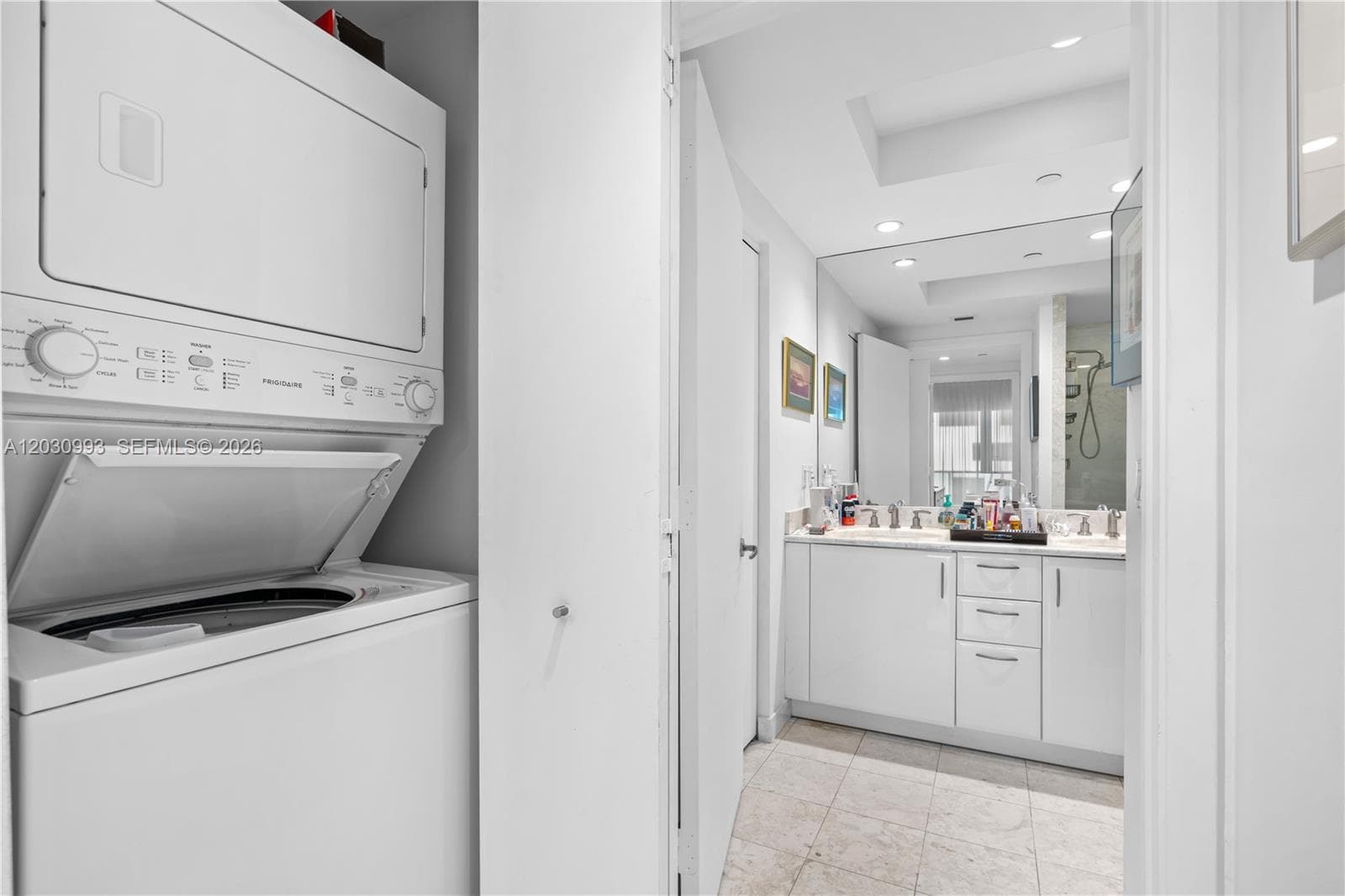 1331 BRICKELL BAY DR # 1004, Miami FL 33131 — 34