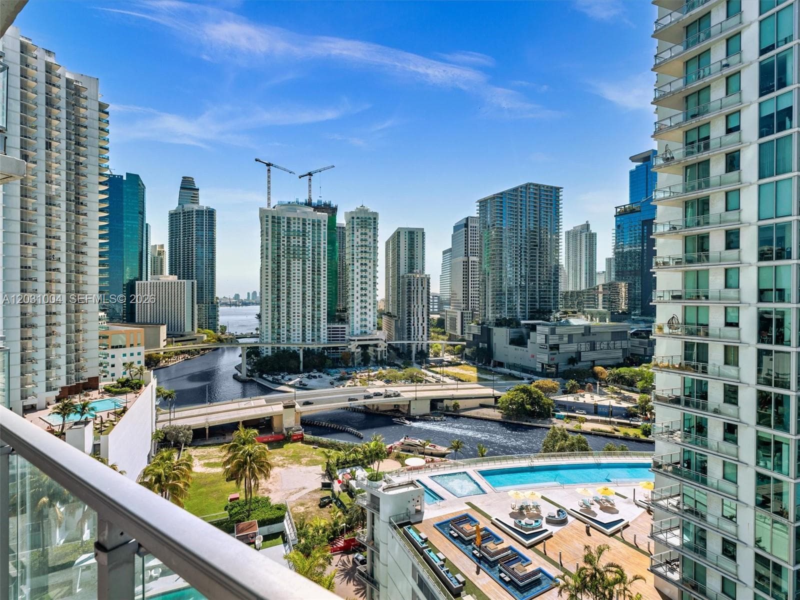 90 SW 3rd St # 2013, Miami FL 33130 — 2
