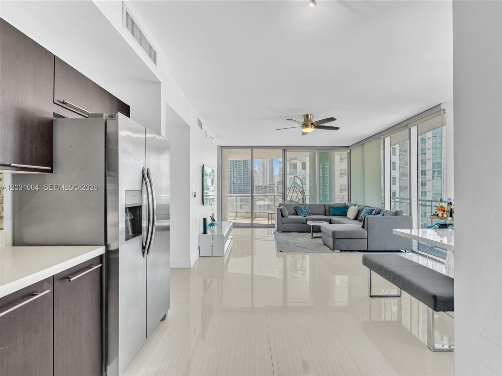 90 SW 3rd St # 2013, Miami FL 33130 — 12