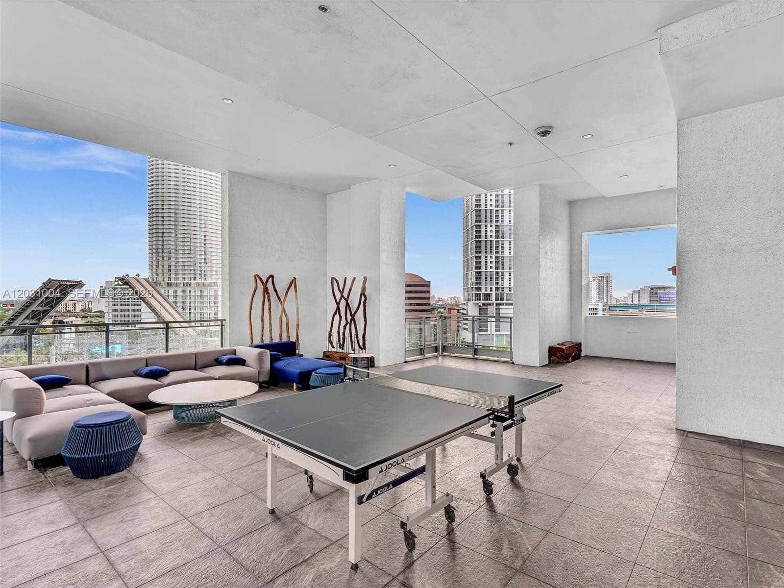 90 SW 3rd St # 2013, Miami FL 33130 — 28
