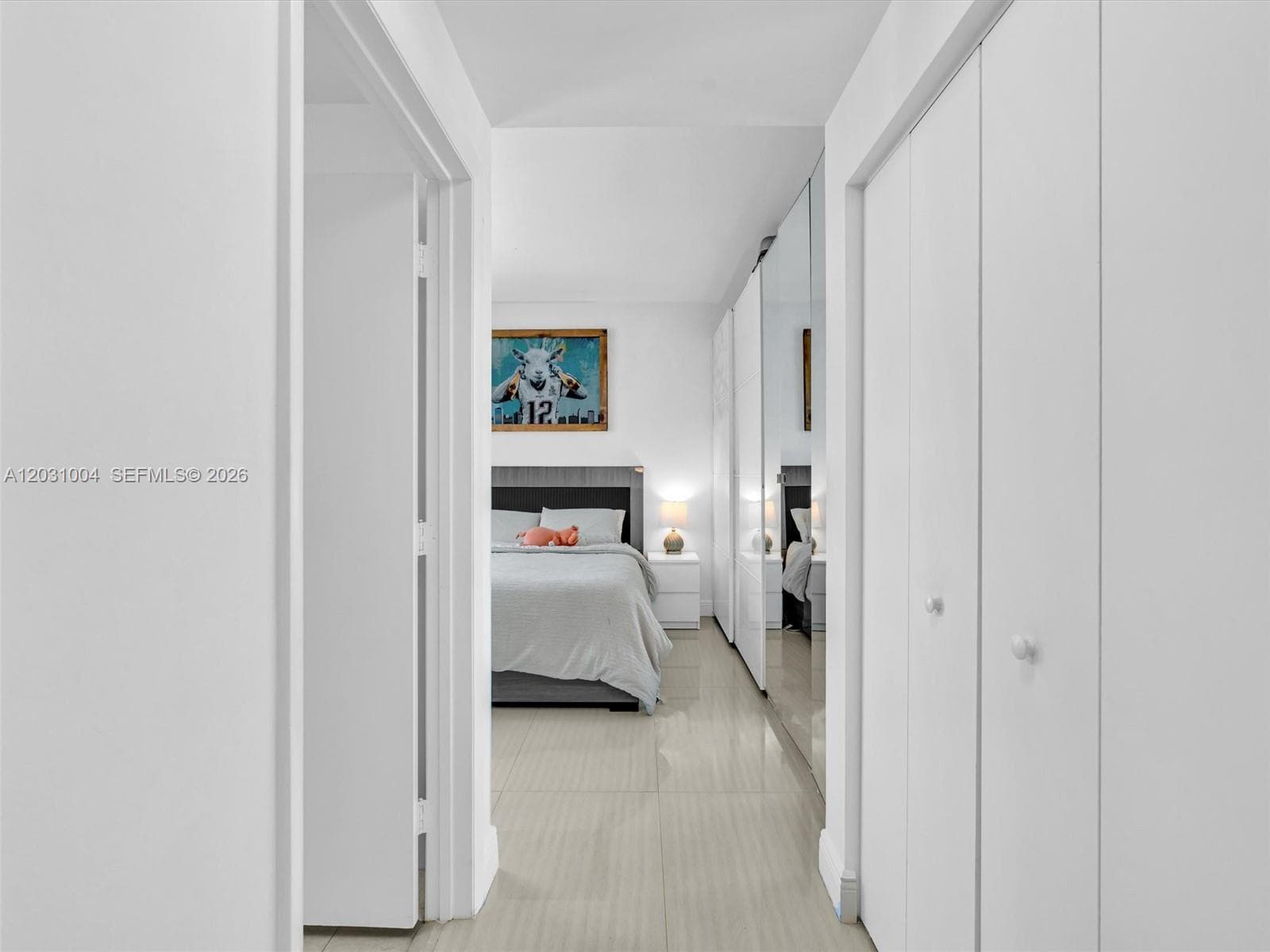 90 SW 3rd St # 2013, Miami FL 33130 — 20