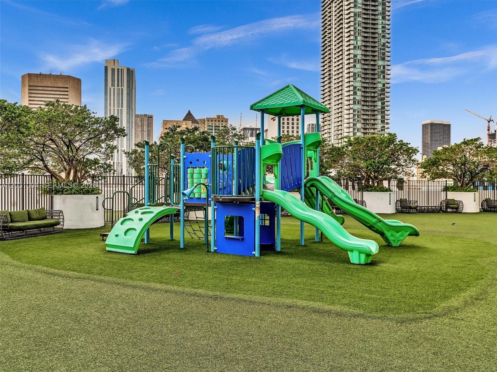 90 SW 3rd St # 2013, Miami FL 33130 — 30