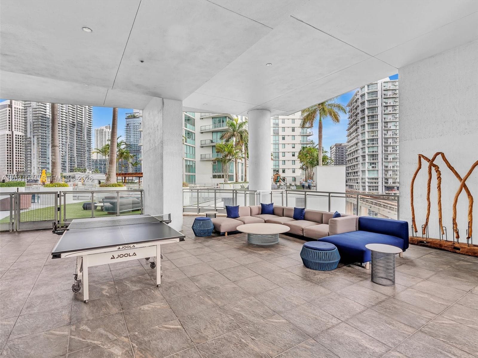90 SW 3rd St # 2013, Miami FL 33130 — 29