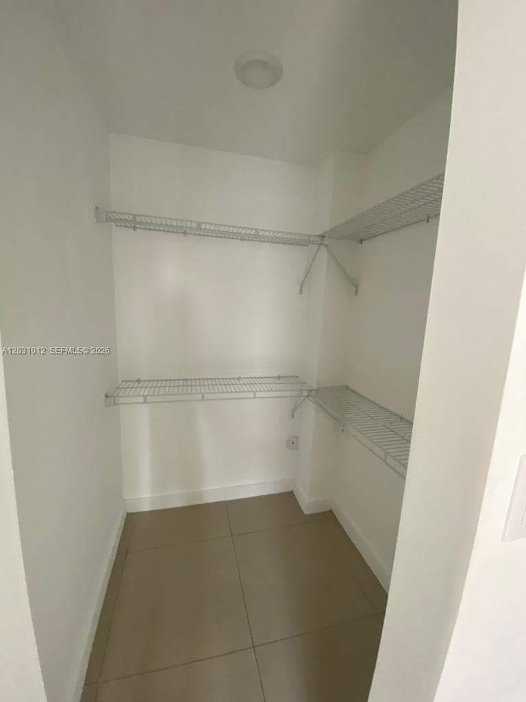 423 E 27th St # 302, Hialeah FL 33013 — 15