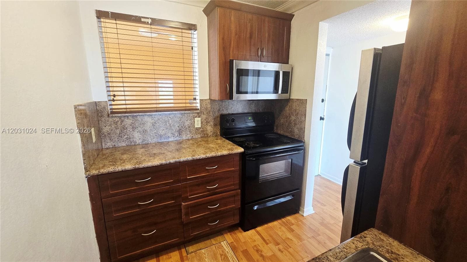 2441 SW 31st Ave # 207, Miami FL 33145 — 33