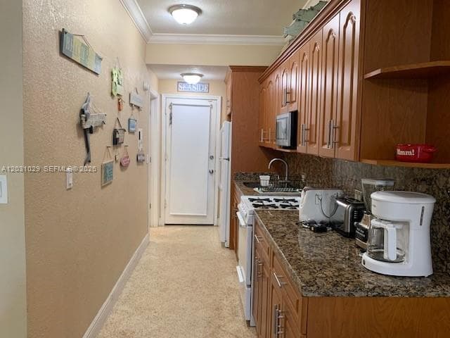 6490 Collins Ave # 3, Miami Beach FL 33141 — 10