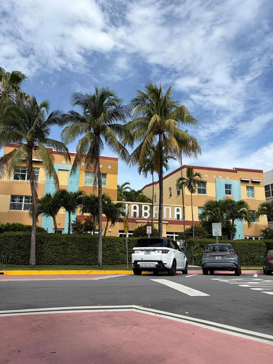 1308 Drexel Ave # 311, Miami Beach FL 33139 — 3