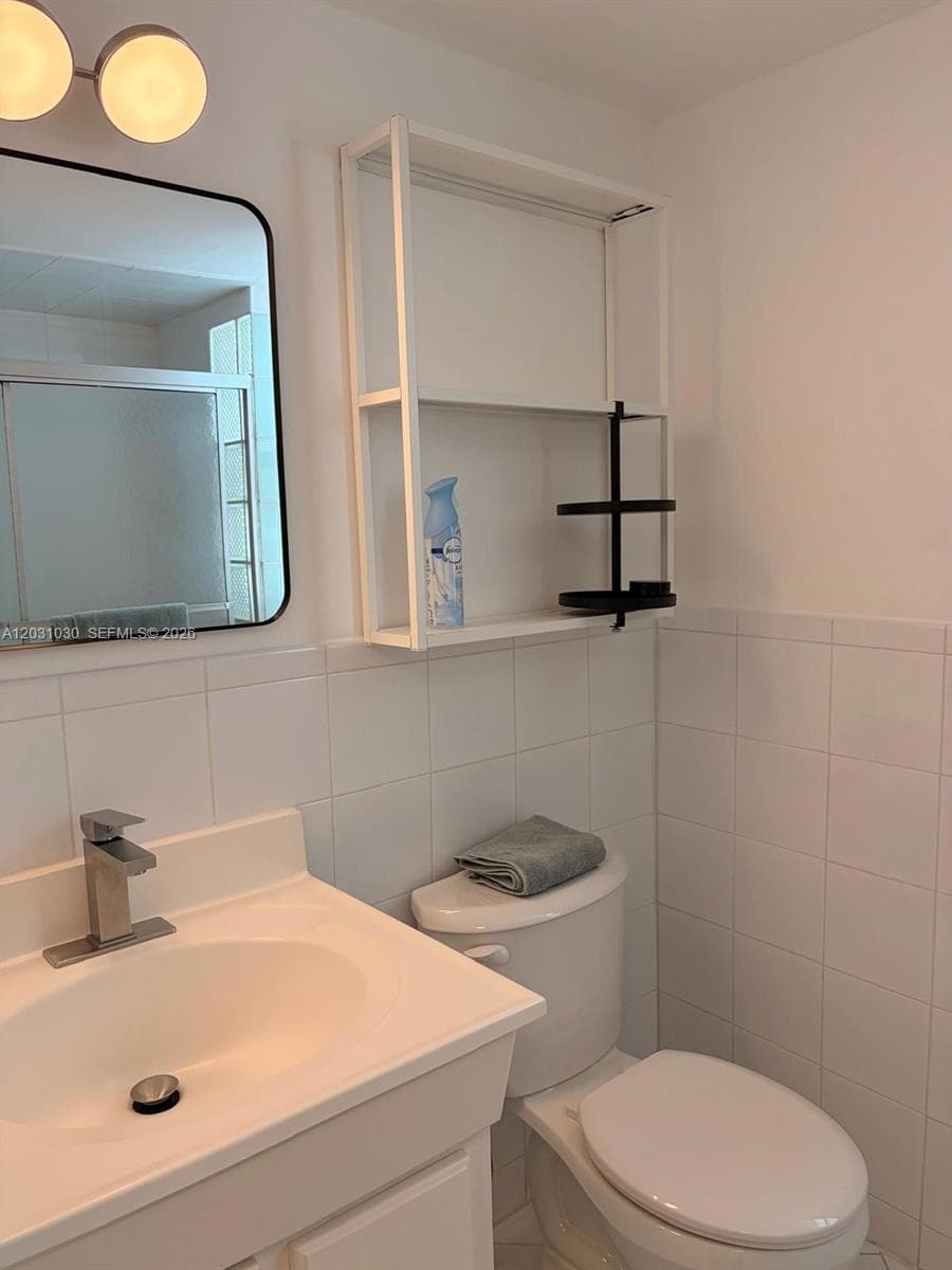 1308 Drexel Ave # 311, Miami Beach FL 33139 — 14