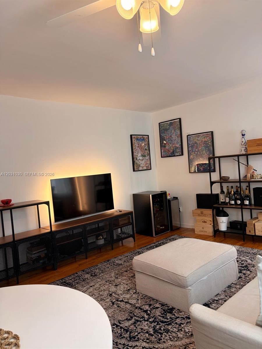 1308 Drexel Ave # 311, Miami Beach FL 33139 — 25