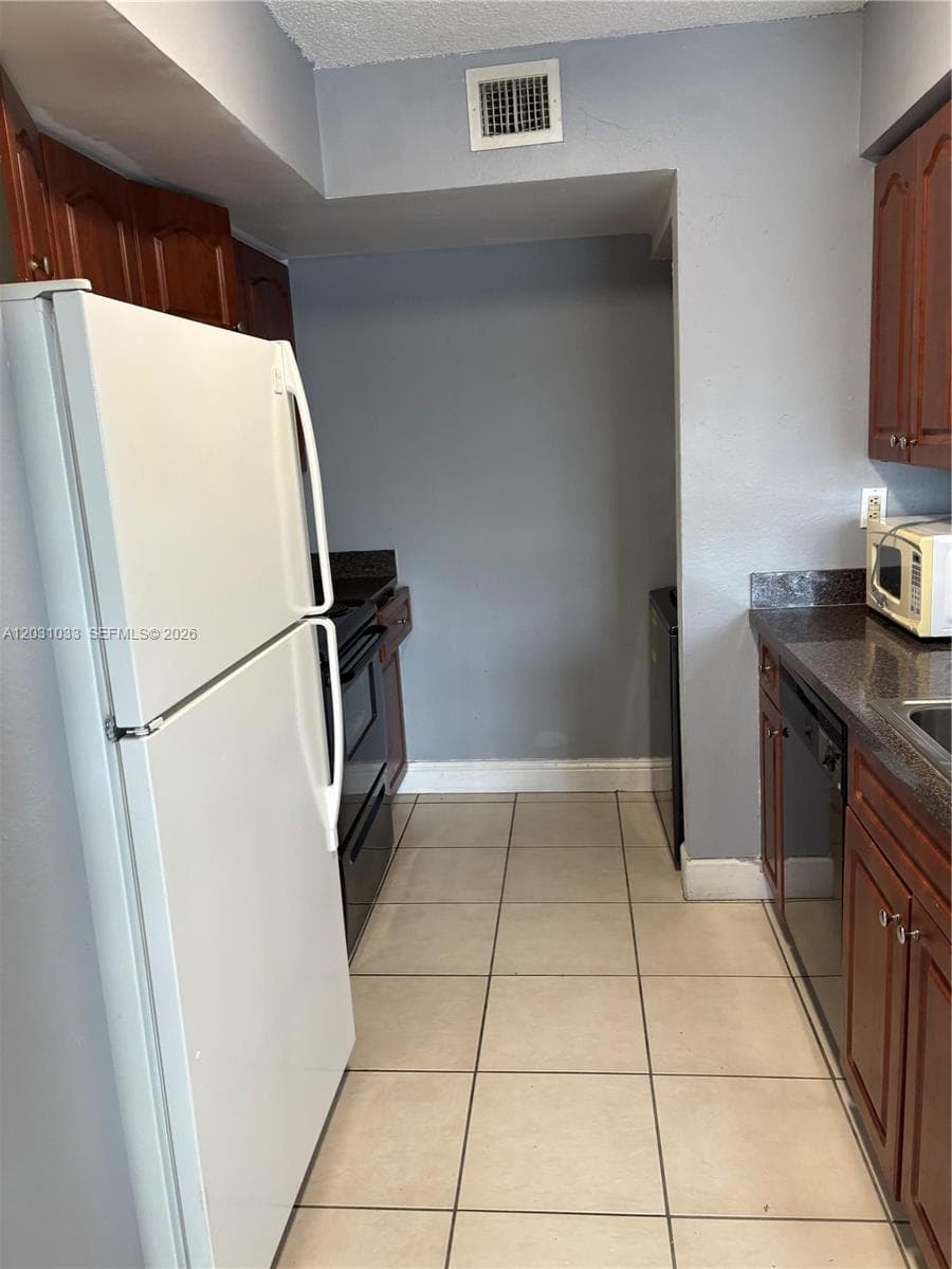 15231 SW 80th St # 602, Miami FL 33193 — 1