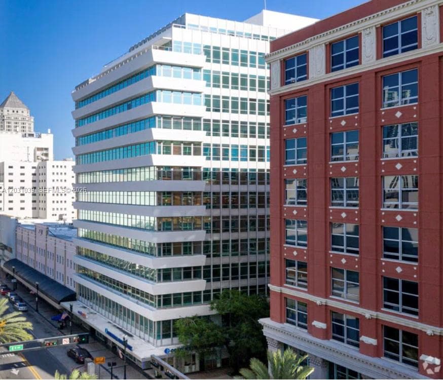 14 NE 1st Ave, Miami FL 33132 — 1