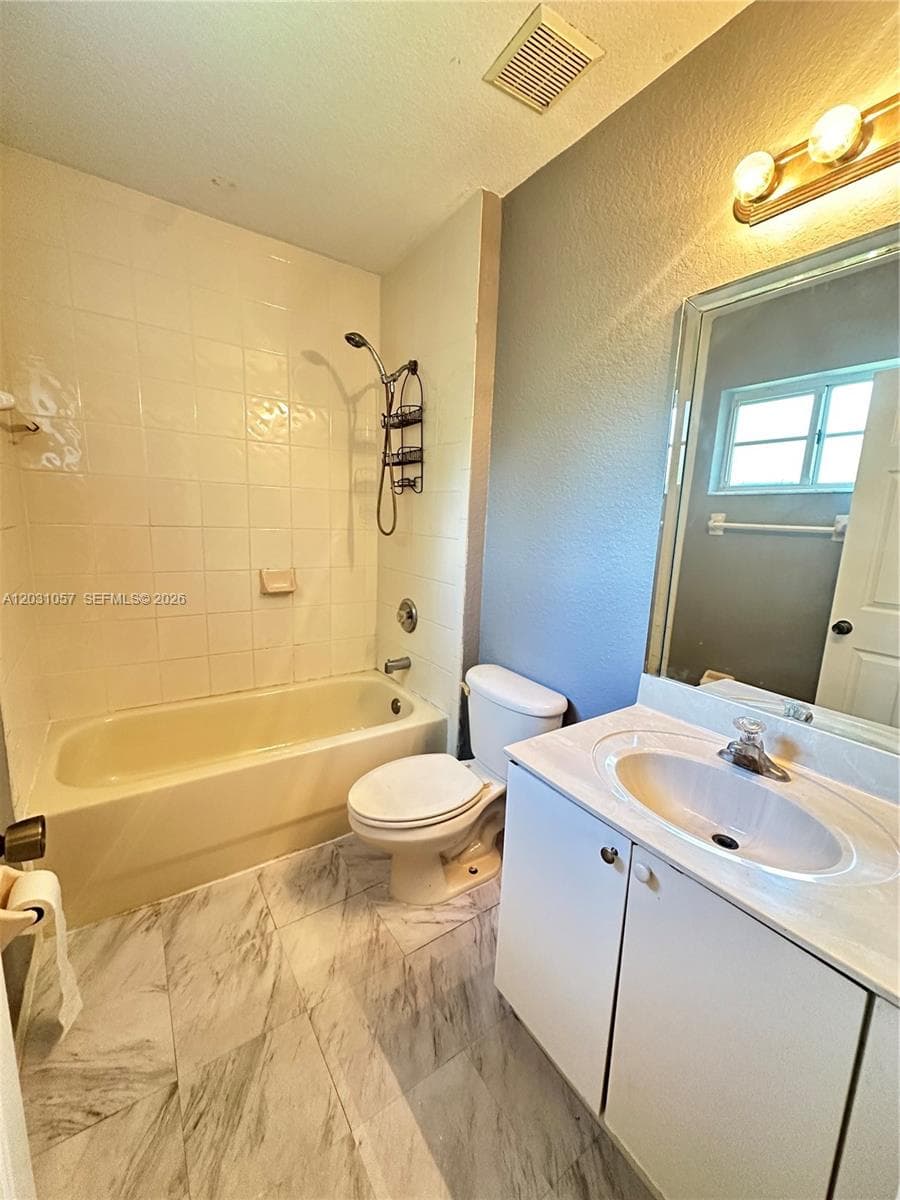 687 SW 10TH ST, Florida City FL 33034 — 21
