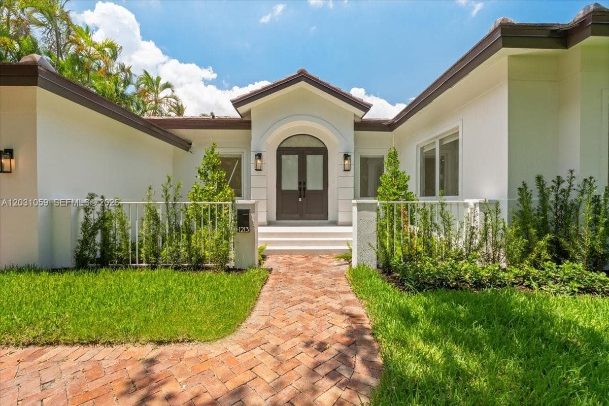 1213 Andora Ave, Coral Gables FL 33146 — 27