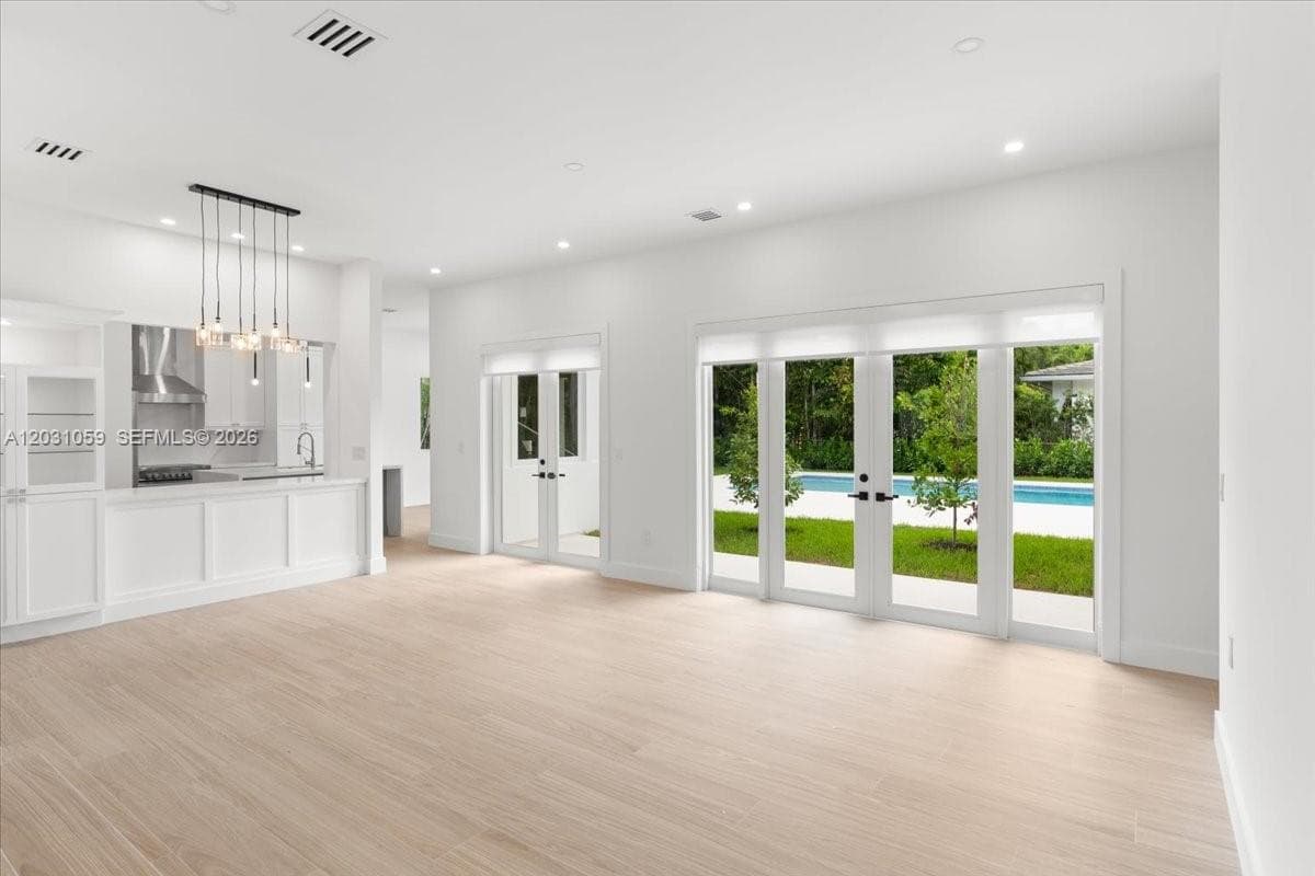 1213 Andora Ave, Coral Gables FL 33146 — 6