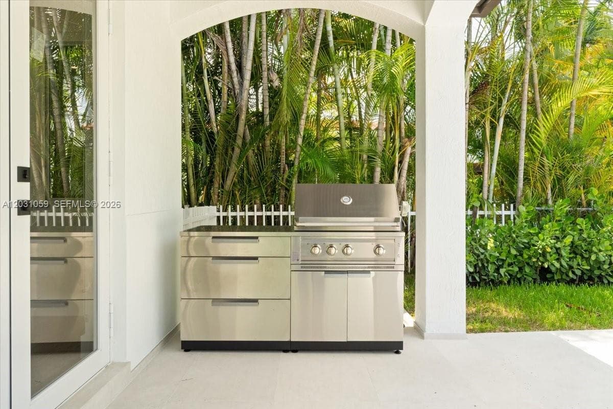 1213 Andora Ave, Coral Gables FL 33146 — 24