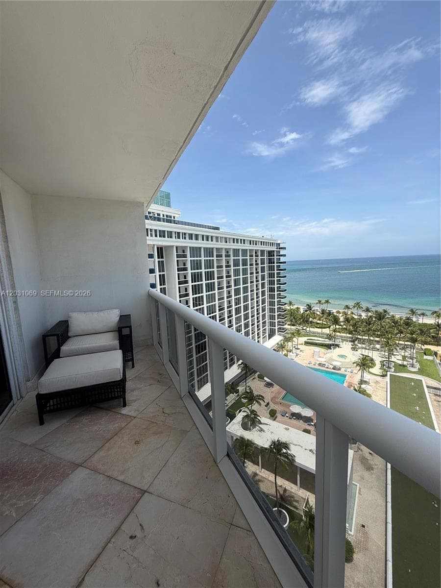 10275 Collins Ave # 1221, Bal Harbour FL 33154 — 2