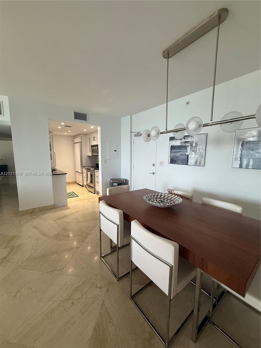 10275 Collins Ave # 1221, Bal Harbour FL 33154 — 10