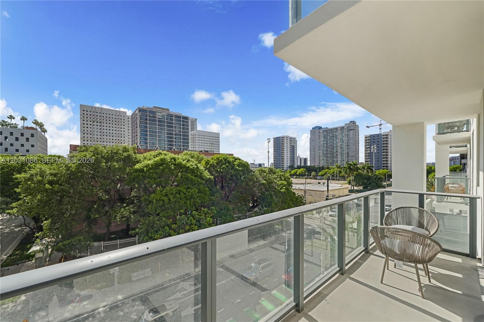 11 NE 6th St # 301, Miami FL 33132 — 20