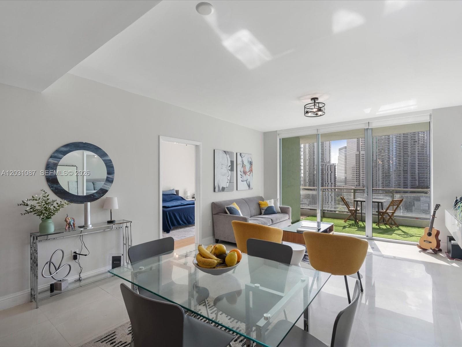 90 SW 3rd St # 2015, Miami FL 33130 — 2