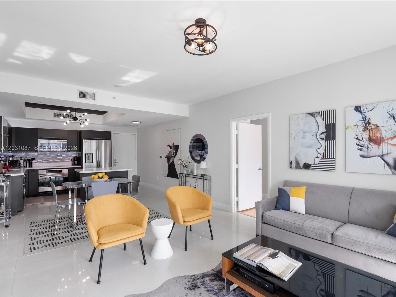 90 SW 3rd St # 2015, Miami FL 33130 — 6