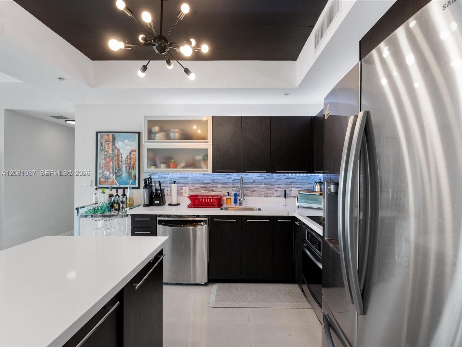 90 SW 3rd St # 2015, Miami FL 33130 — 14